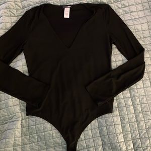 Fashion nova fitted black bodysuit